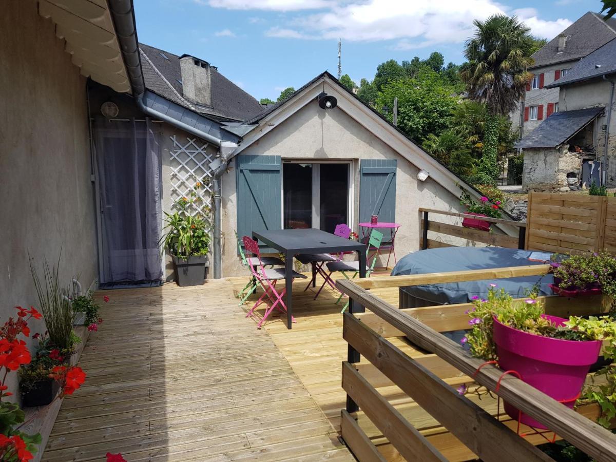 Un Petit Coin D'Ossau Vila Bescat Exterior foto